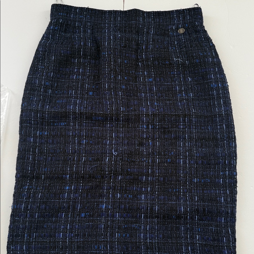CHANEL Karl Lagerfeld Paris-Shanghai 2010 Métiers d'Art Tweed Skirt FR 46 P38753 - Picture 6 of 8